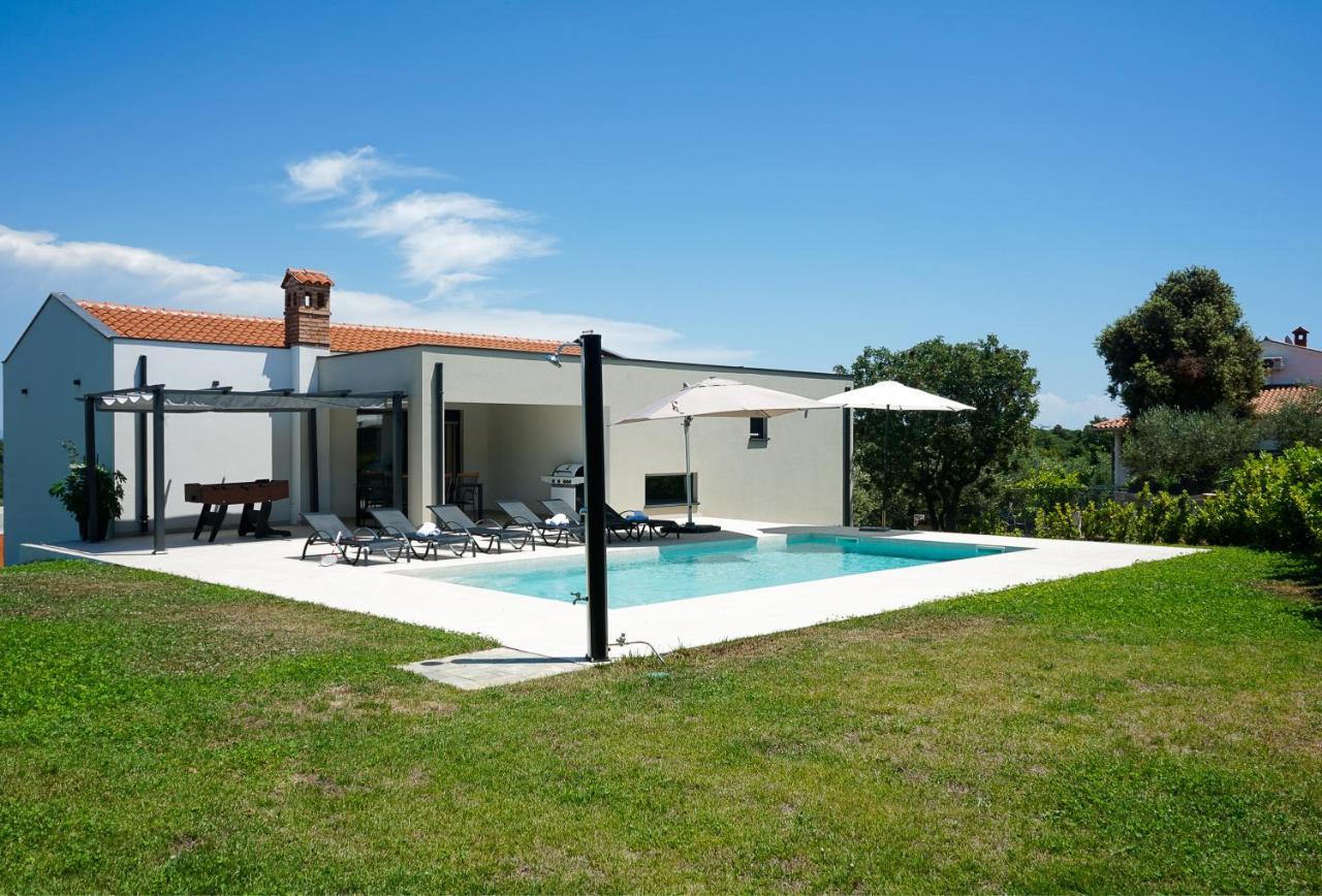 Villa Lia With Pool - Luxury In Vintijan, Near Pula And Medulin 外观 照片